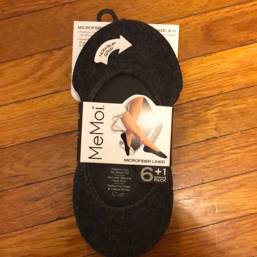 New. MeMoi microfiber liners in dark grey/ black. Fits shoe size 4-10